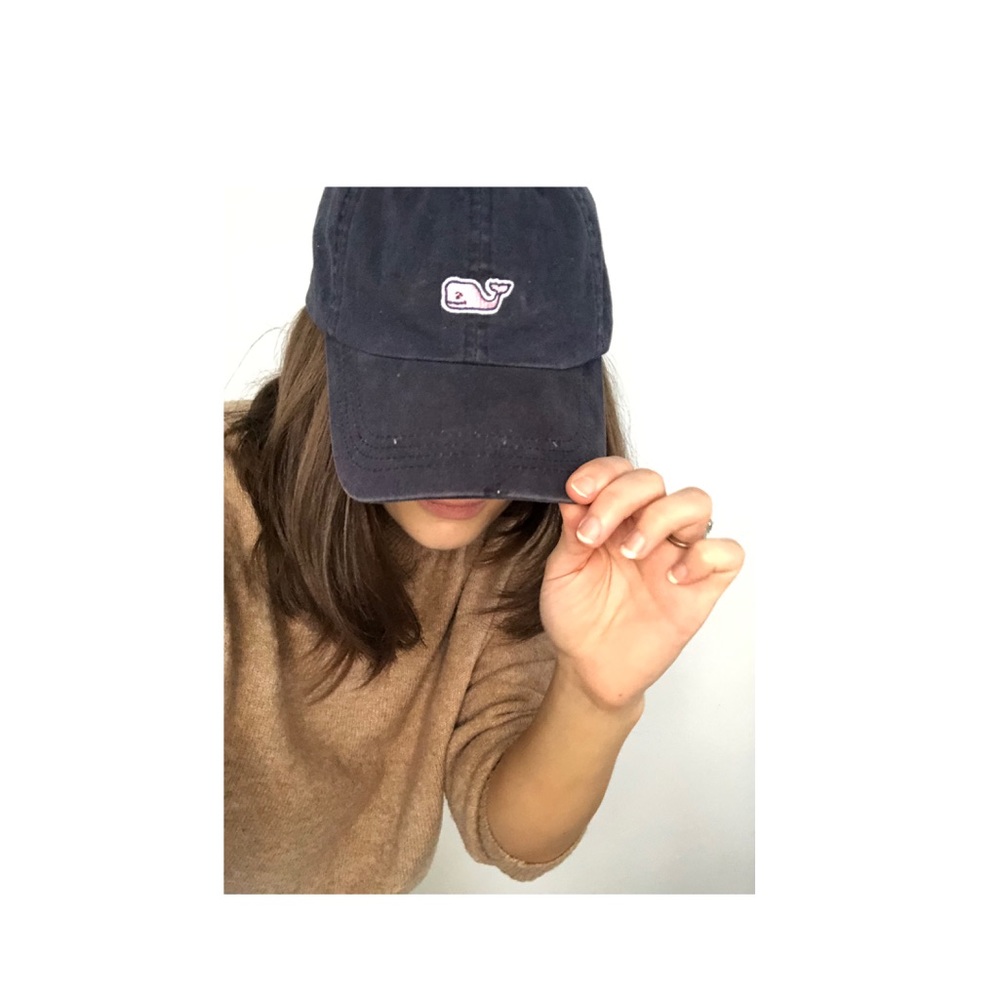 SALE‼️ VINEYARD VINES Navy Hat Pink Whale